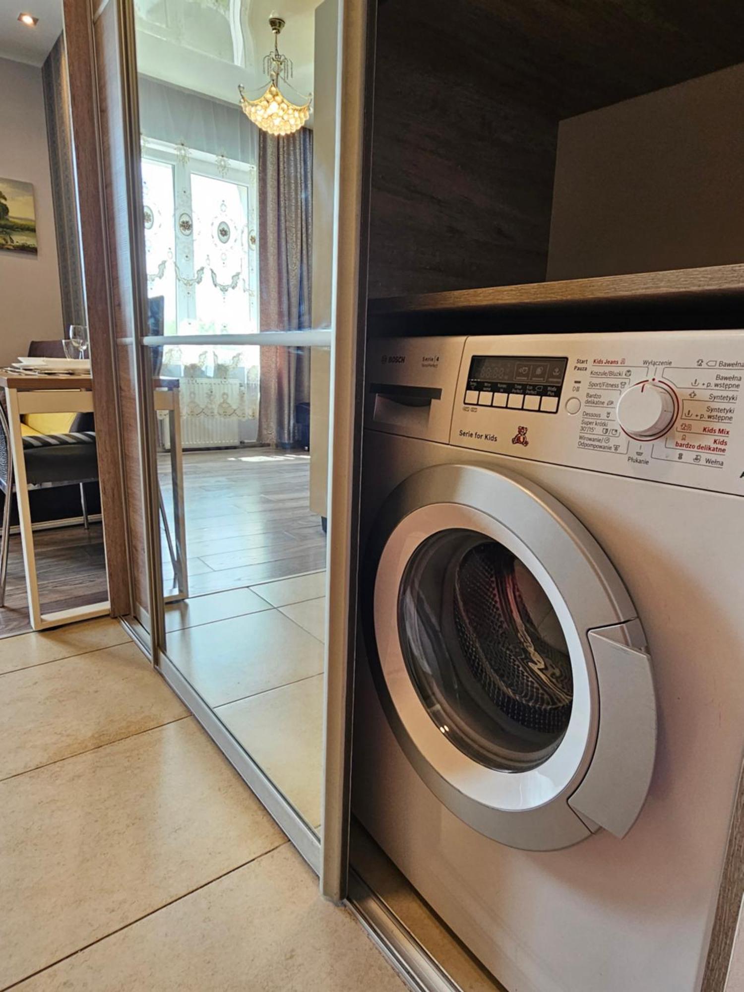 Studio Close To Royal Lazienki Park, Недалеко От Олинек Warszawa Exteriör bild